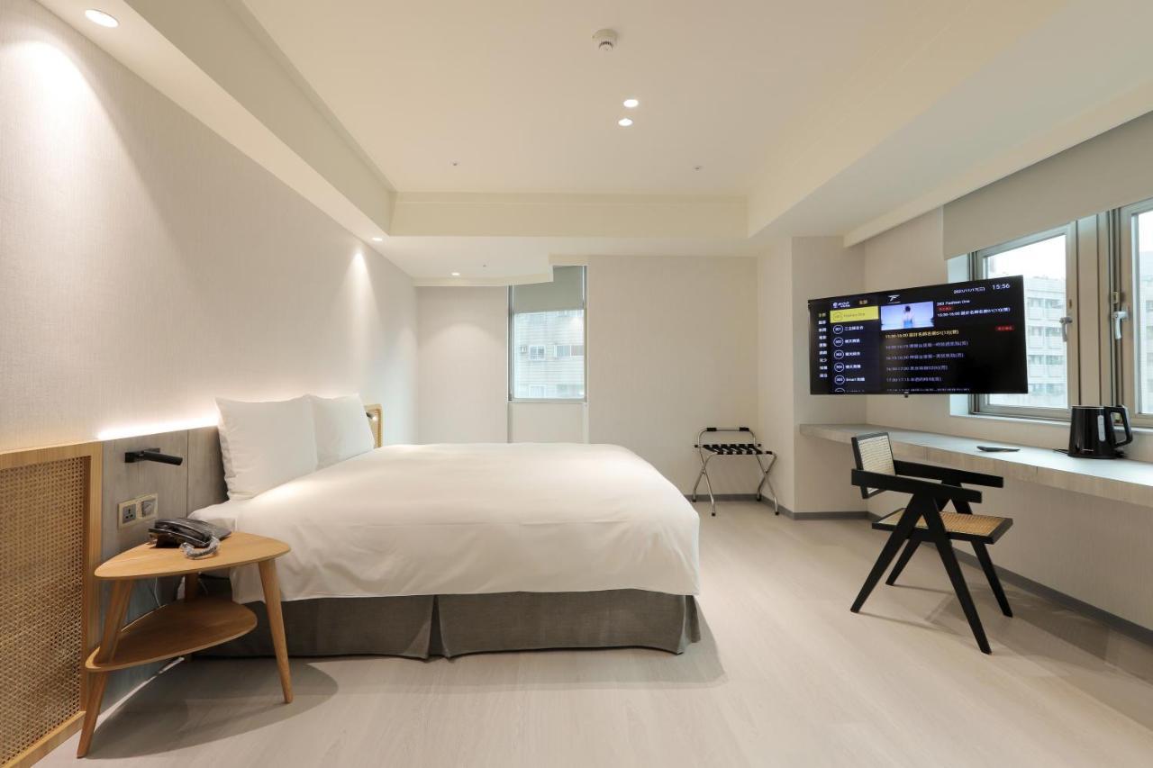 Dahu Park Hotel Taipei Exterior photo