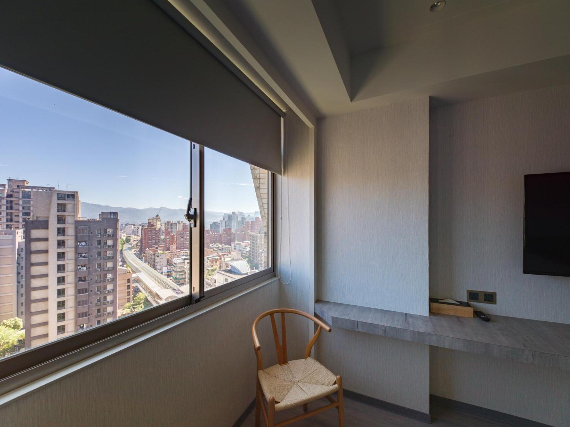 Dahu Park Hotel Taipei Exterior photo